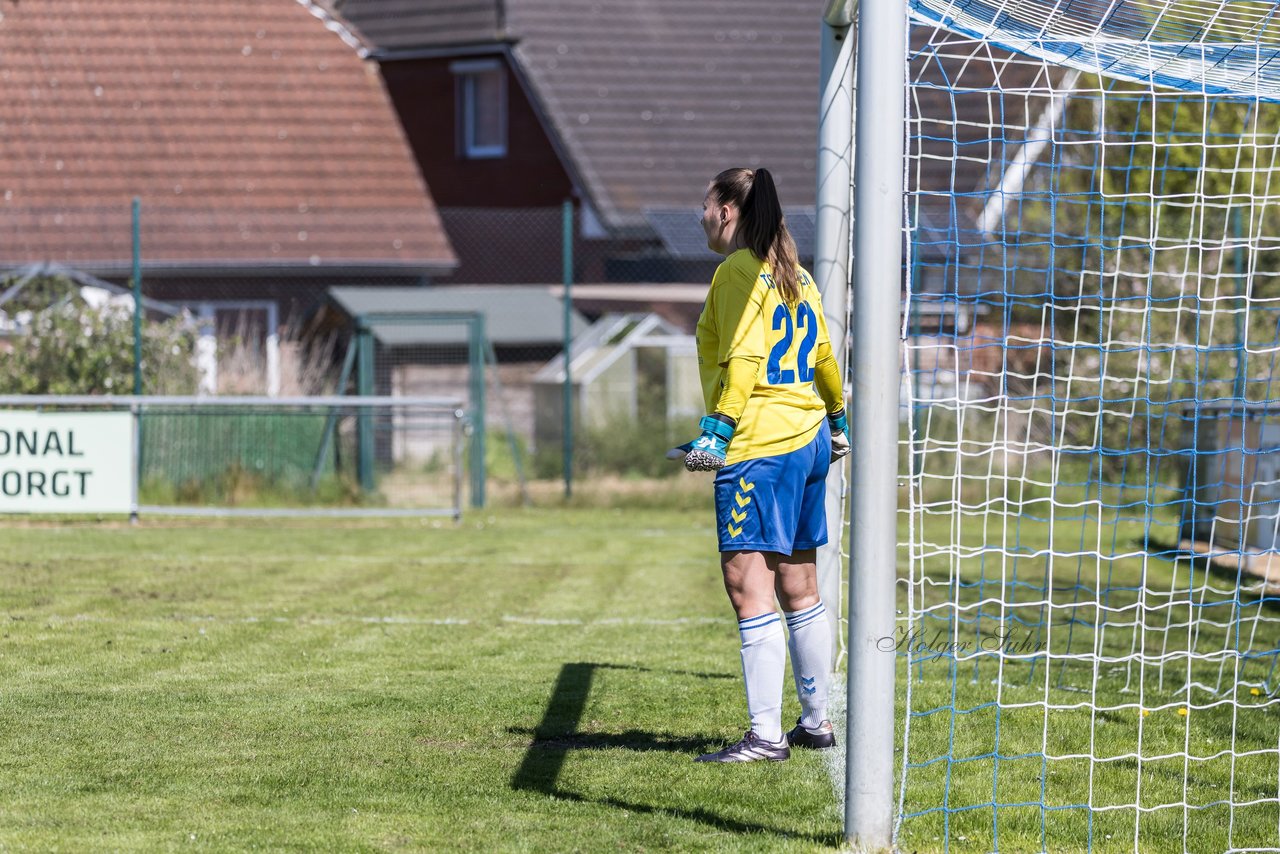 Bild 256 - F TSV Zarpen - Holstein Kiel II : Ergebnis: 2:6